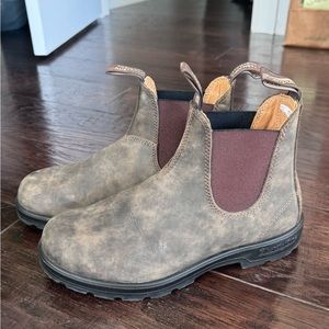 BLUNDSTONE Chelsea Boots